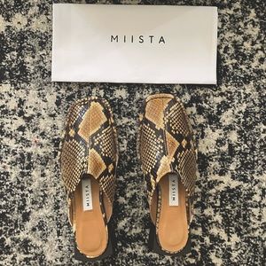 Miista Corita Beige Snakeskin Mules